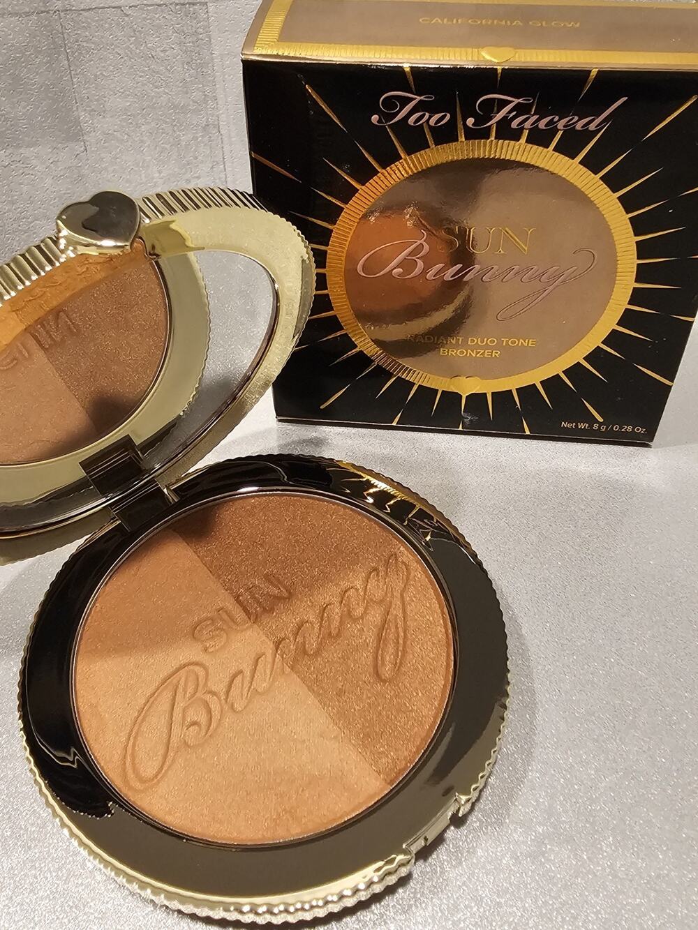 Too Faced - Sun Bunny Radiant Duo Tone Bronzer California Glow 0.28 oz